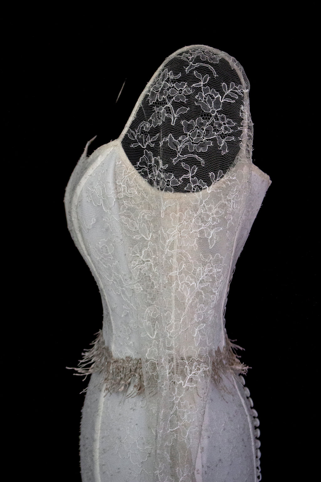 Vintage Chantilly Lace Mermaid Wedding Dress | Full Train Gown - 379