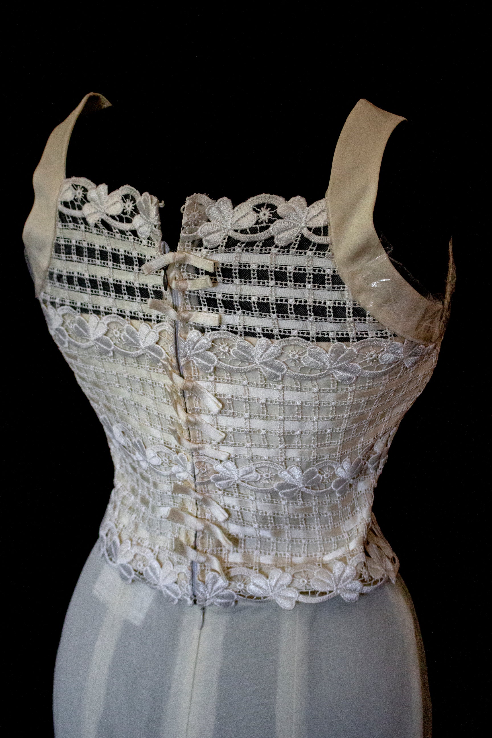 364 - VINTAGE 90s UPCYCLED TULLE AND MACRAME WEDDING DRESS: 2-PIECE ROMANTIC GOWN WITH FLOREAL LACE