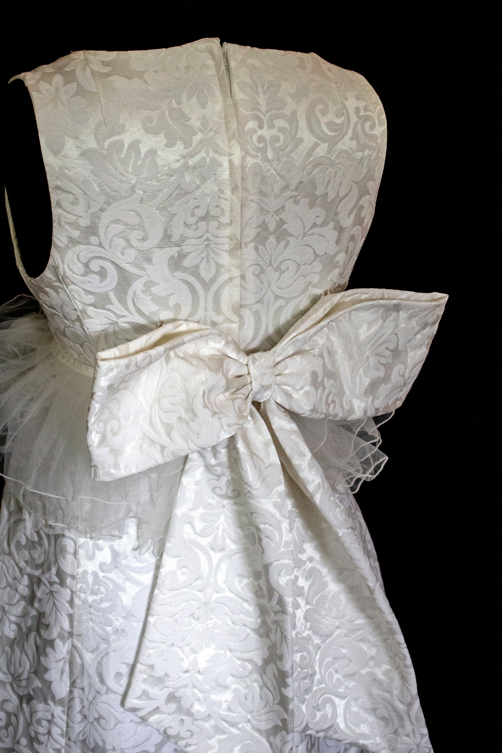 Vintage 90s Mini Wedding Dress | Damask Bridal Dress with Cape & Bow - 368