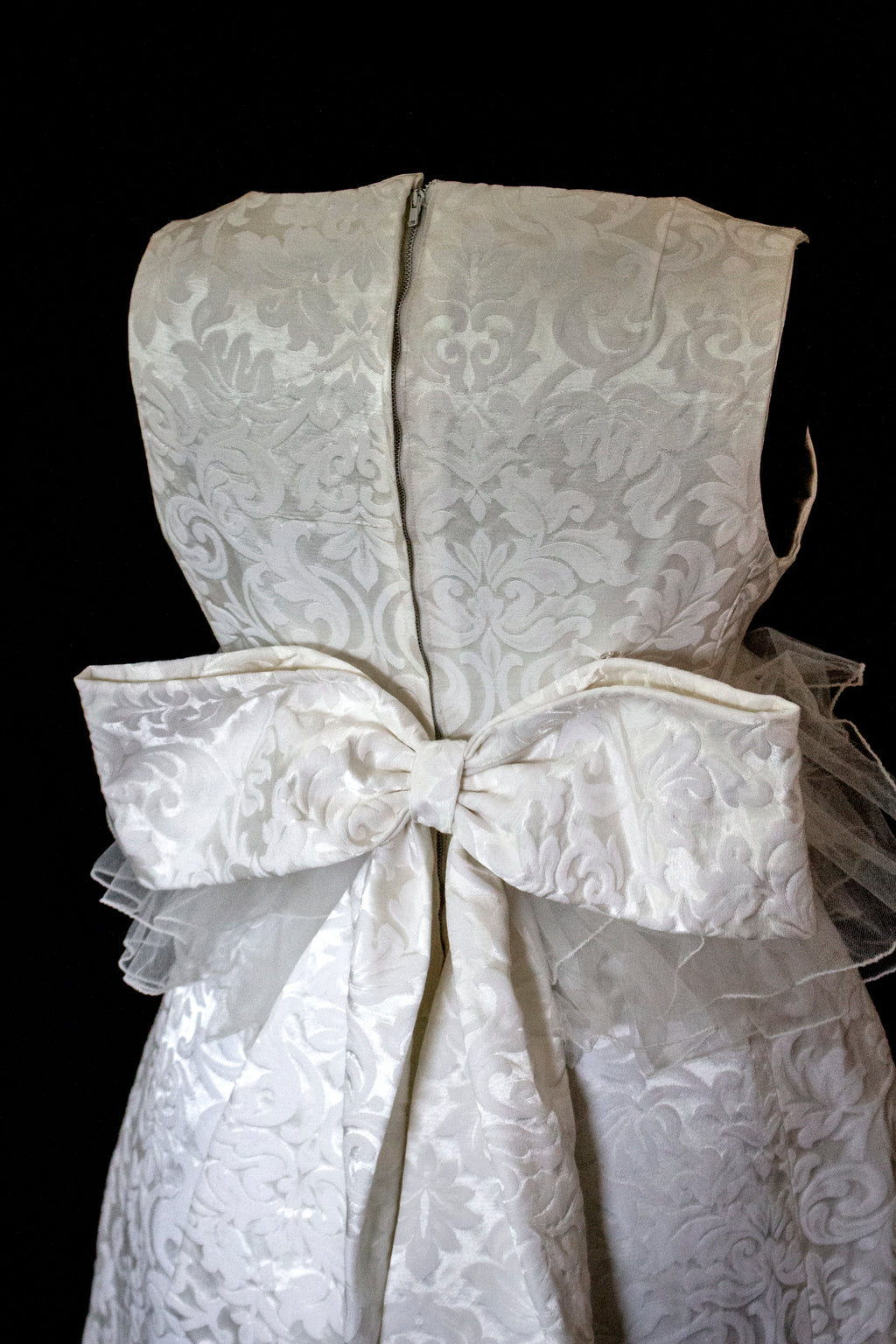 Vintage 90s Mini Wedding Dress | Damask Bridal Dress with Cape & Bow - 368