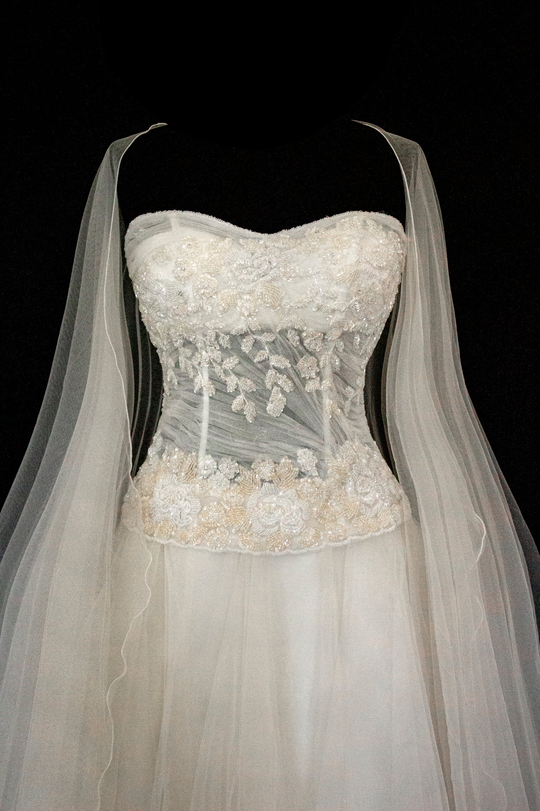 361 - VINTAGE PRINCESS WEDDING DRESS: ECRU SILK TULLE GOWN WITH EMBROIDERED STRAPLESS BODICE