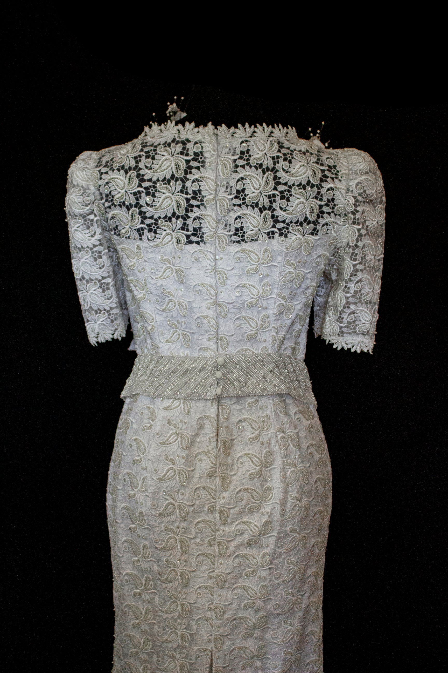 359 - VINTAGE 80s BEADED LACE SHEATH DRESS: WHITE & GOLD WEDDING GOWN WITH 3D FLORAL DETAILS