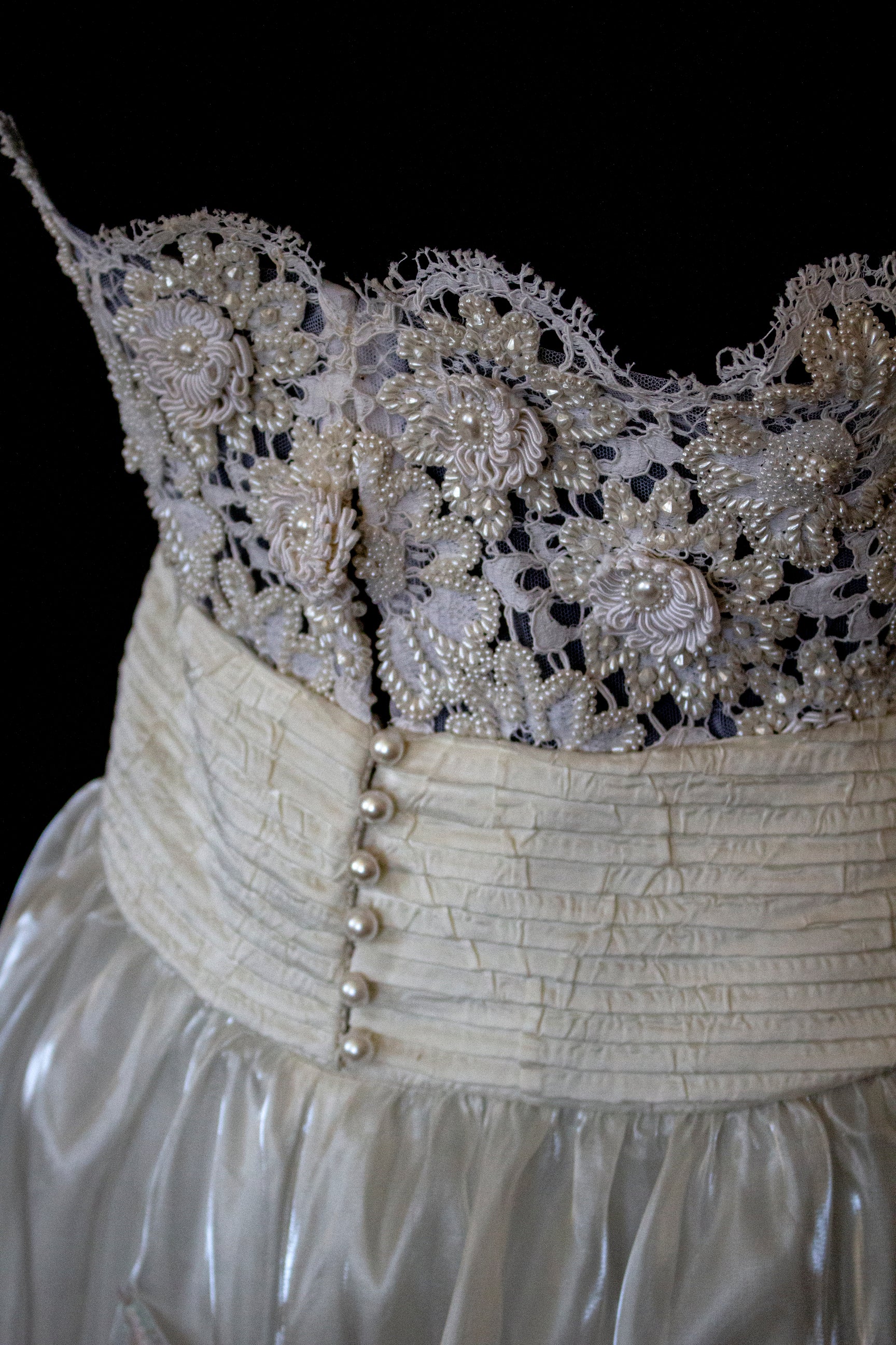 352 - UNIQUE 80S VINTAGE UPCYCLED WEDDING DRESS: EMPIRE WAIST SILK BRIDAL GOWN WITH IRIDESCENT ORGANZA & SEQUIN MAXI FLOWERS - Vague atelier