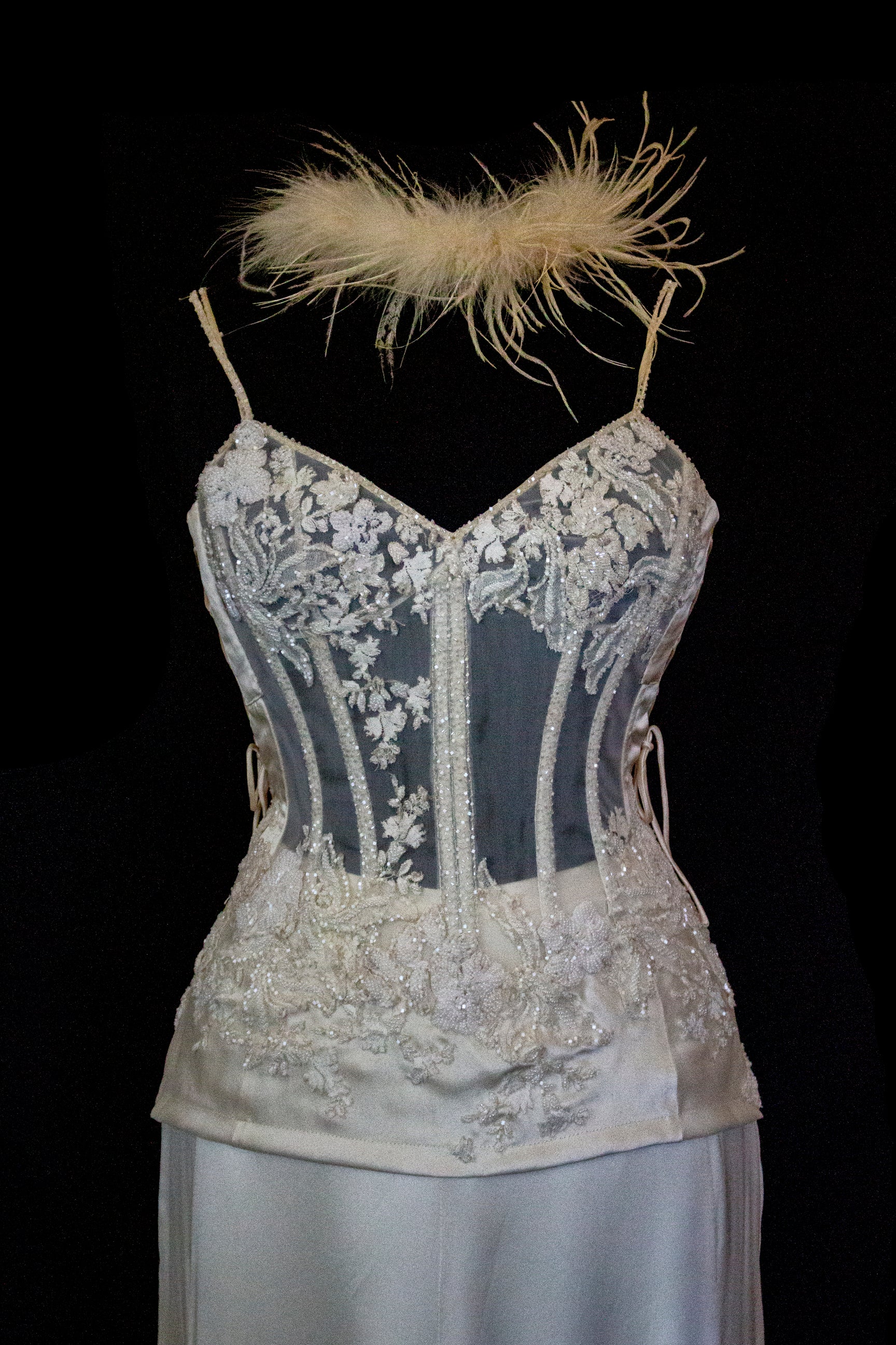 362 - VINTAGE 90s SILK BRIDAL TWO PIECE SET: EMBROIDERED BUSTIER AND FLUID CREAM SKIRT