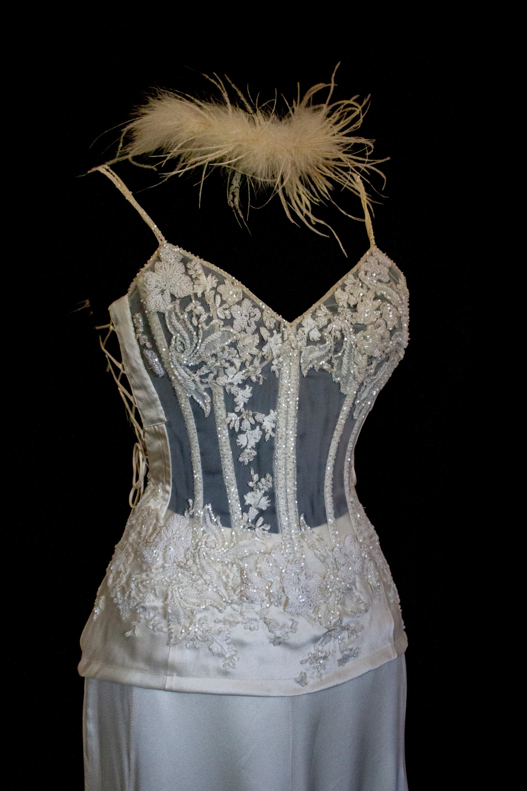 362 - VINTAGE 90s SILK BRIDAL TWO PIECE SET: EMBROIDERED BUSTIER AND FLUID CREAM SKIRT