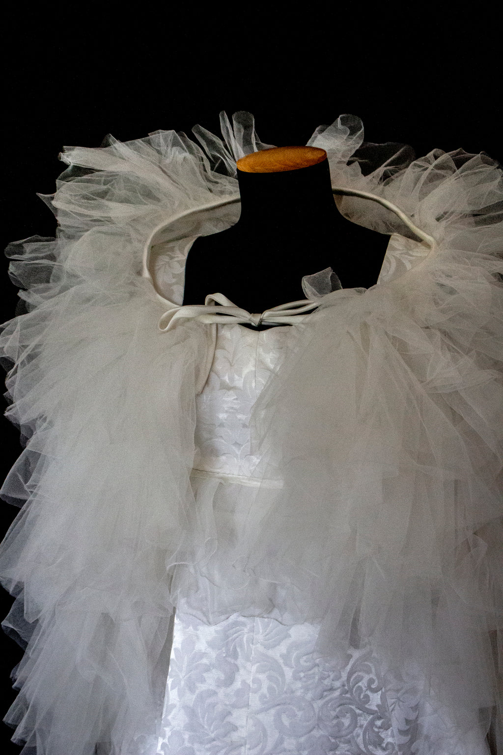 Vintage 90s Mini Wedding Dress | Damask Bridal Dress with Cape & Bow - 368