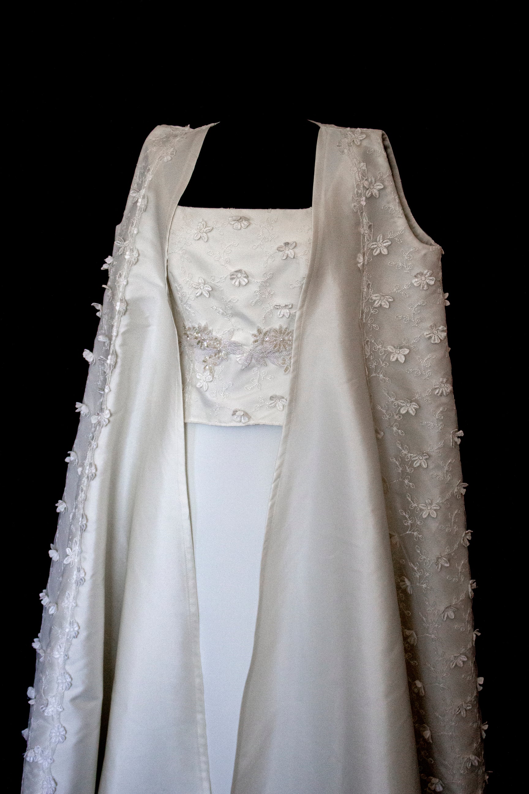 293 - UNIQUE UPCYCLED 3-PIECE BRIDAL SET: 3D FLORAL TOP, MIKADO SKIRT & BRIDAL VEST