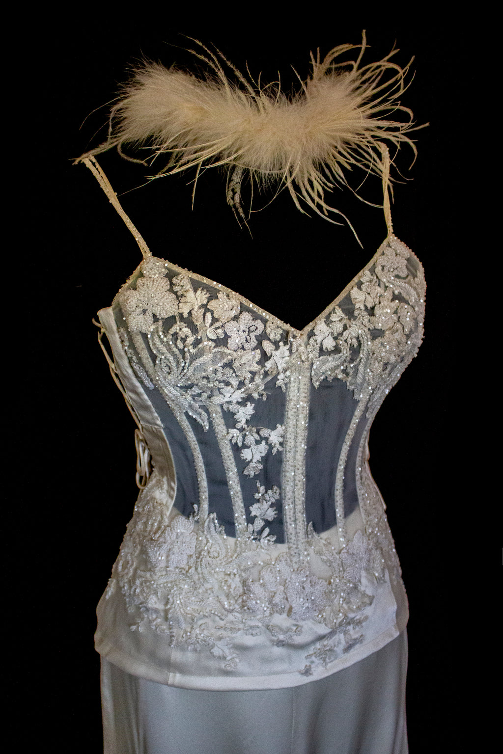 362 - VINTAGE 90s SILK BRIDAL TWO PIECE SET: EMBROIDERED BUSTIER AND FLUID CREAM SKIRT