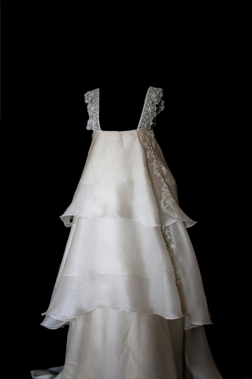 344 - UNIQUE UPCYCLED SILK ORGANZA WEDDING DRESS: PEARL GREY & BRONZE RUFFLED GOWN, SILVER EMBROIDERY, LUXURY SUSTAINABLE BRIDAL DRESS - Vague atelier