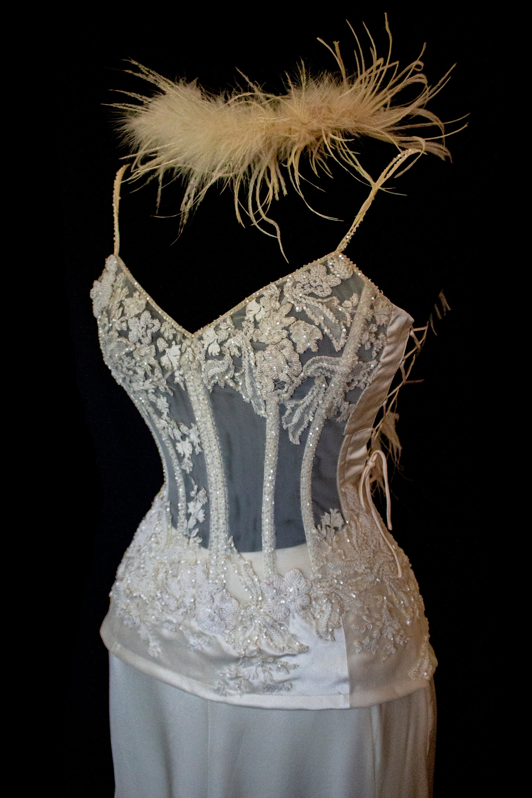 362 - VINTAGE 90s SILK BRIDAL TWO PIECE SET: EMBROIDERED BUSTIER AND FLUID CREAM SKIRT