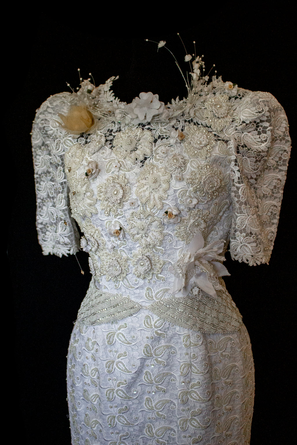359 - VINTAGE 80s BEADED LACE SHEATH DRESS: WHITE & GOLD WEDDING GOWN WITH 3D FLORAL DETAILS