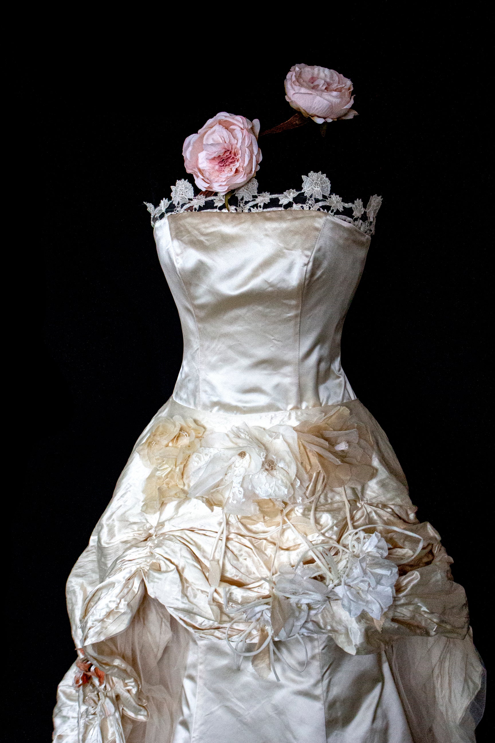 348 - UNIQUE UPCYCLED SILK MERMAID WEDDING DRESS: 90S CREAM TAFFETA GOWN WITH PINK PEONIES, EMBOSSED FLORAL DETAILS & BOHO ROMANTIC STYLE