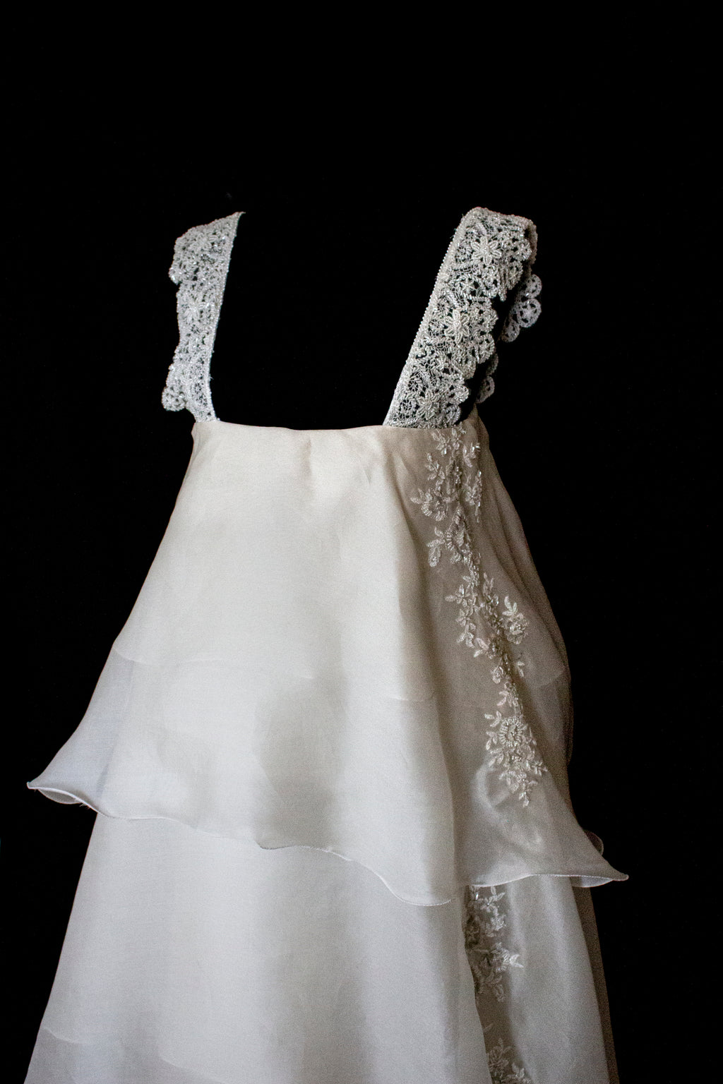 344 - UNIQUE UPCYCLED SILK ORGANZA WEDDING DRESS: PEARL GREY & BRONZE RUFFLED GOWN, SILVER EMBROIDERY, LUXURY SUSTAINABLE BRIDAL DRESS - Vague atelier