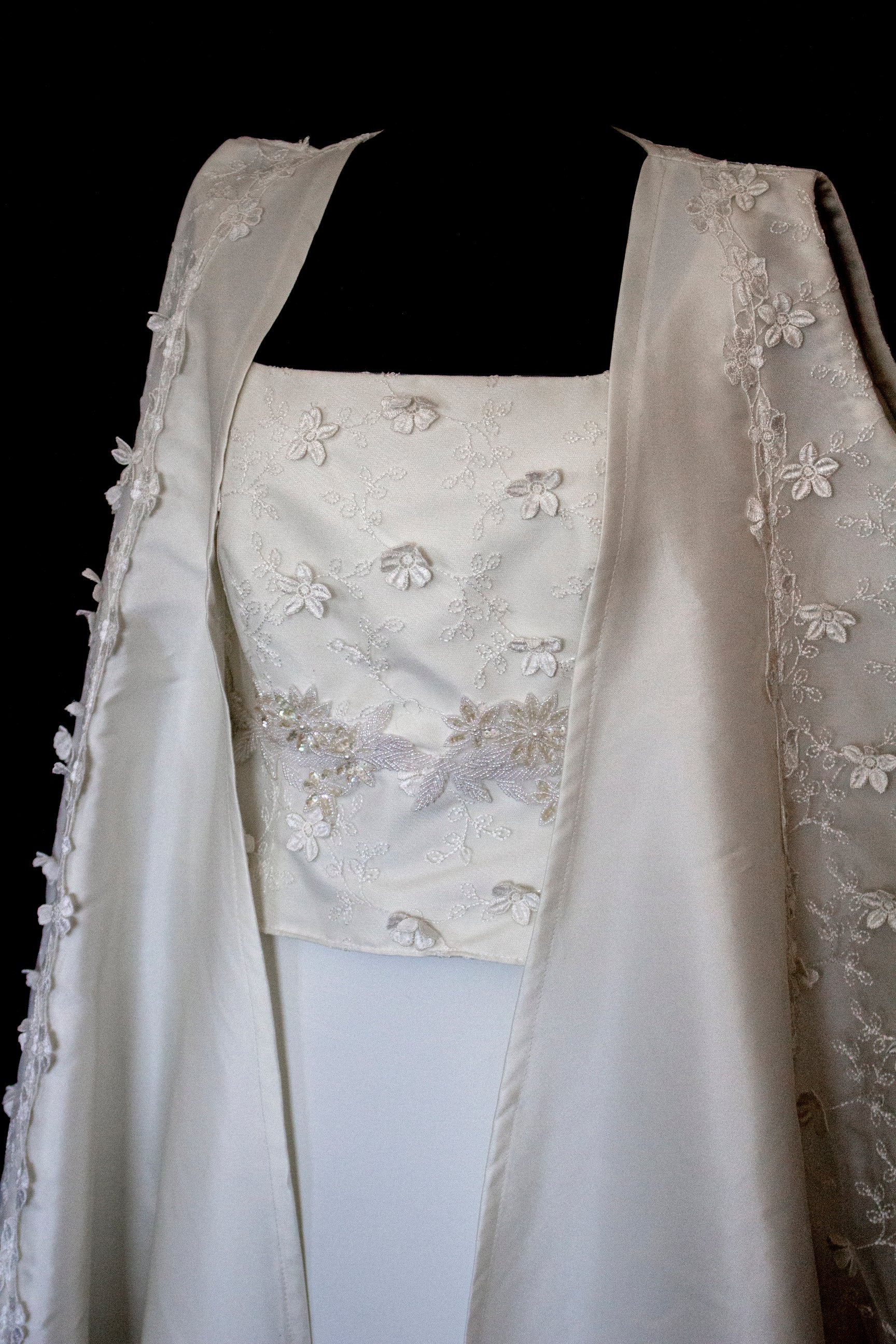 293 - UNIQUE UPCYCLED 3-PIECE BRIDAL SET: 3D FLORAL TOP, MIKADO SKIRT & BRIDAL VEST