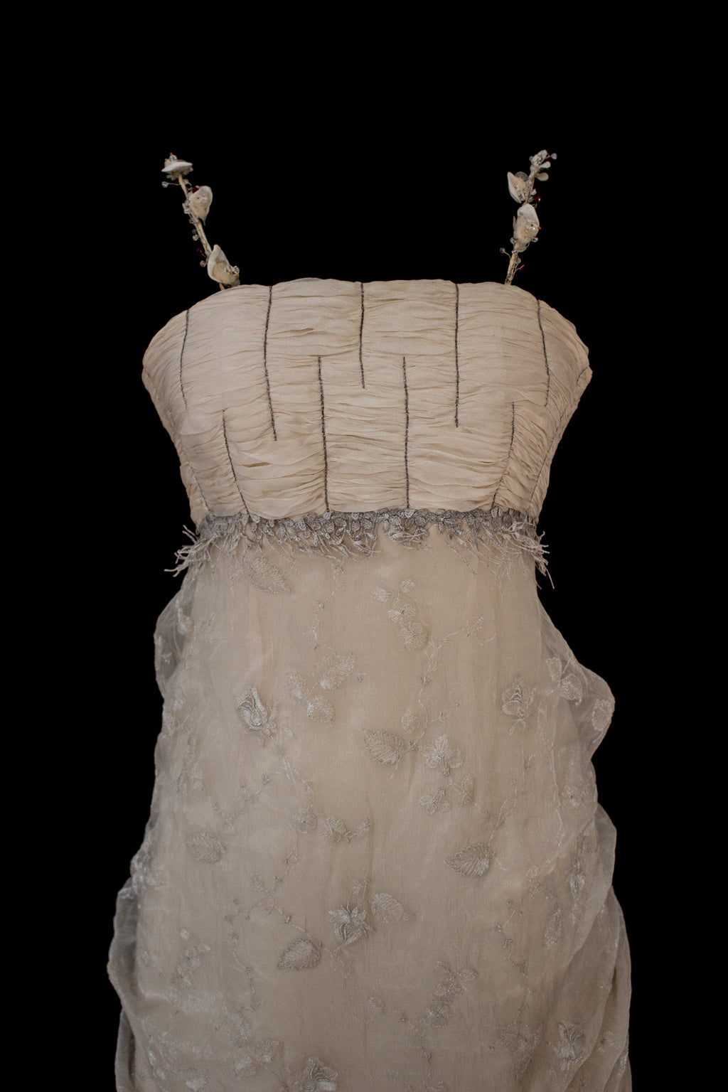 336 - DARK BEIGE SILK EMPIRE WEDDING DRESS: VINTAGE 90s GOWN WITH ROARING 20s DETAILS & SILVER EMBROIDERY - Vague atelier