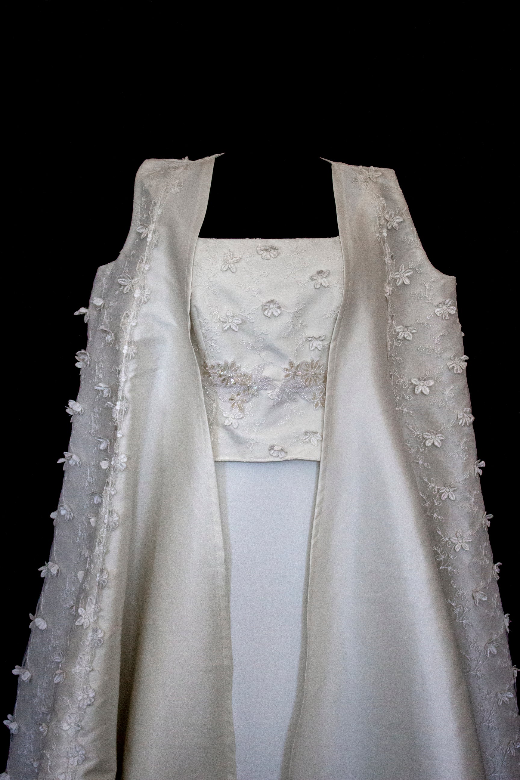 293 - UNIQUE UPCYCLED 3-PIECE BRIDAL SET: 3D FLORAL TOP, MIKADO SKIRT & BRIDAL VEST