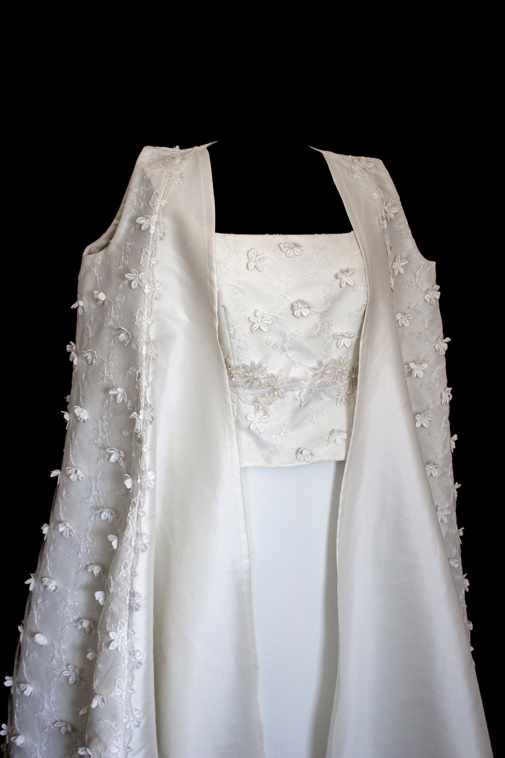 293 - UNIQUE UPCYCLED 3-PIECE BRIDAL SET: 3D FLORAL TOP, MIKADO SKIRT & BRIDAL VEST