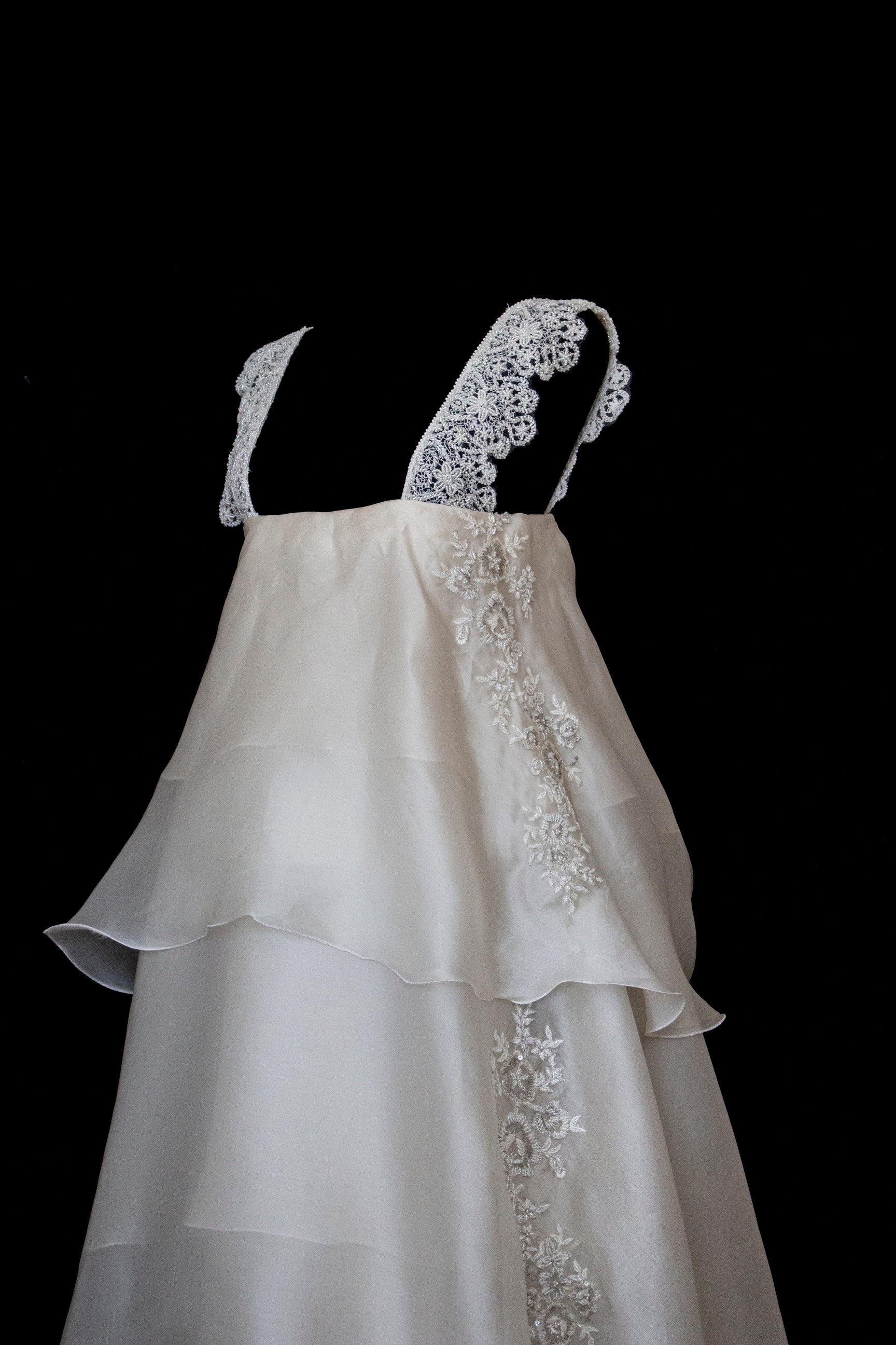 344 - UNIQUE UPCYCLED SILK ORGANZA WEDDING DRESS: PEARL GREY & BRONZE RUFFLED GOWN, SILVER EMBROIDERY, LUXURY SUSTAINABLE BRIDAL DRESS - Vague atelier