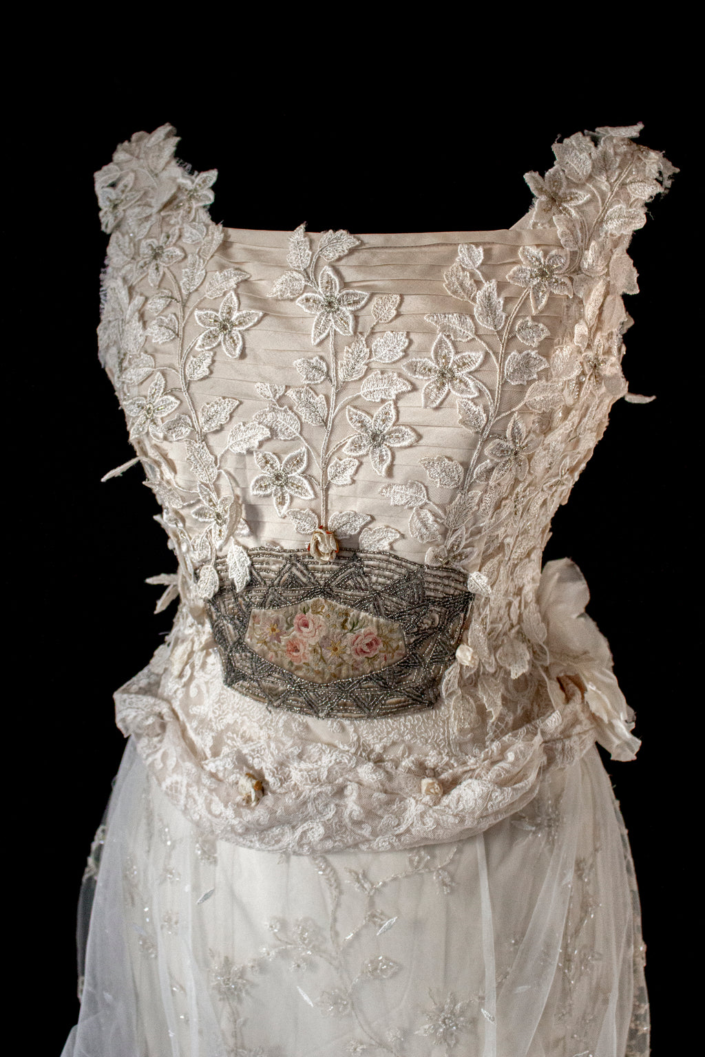 343 - UNIQUE UPCYCLED LACE WEDDING DRESS: VINTAGE BOHO BRIDAL GOWN, 50S 70S SILK EMBROIDERY, GOLD & SILVER LUXURY SUSTAINABLE WEDDING DRESS - Vague atelier