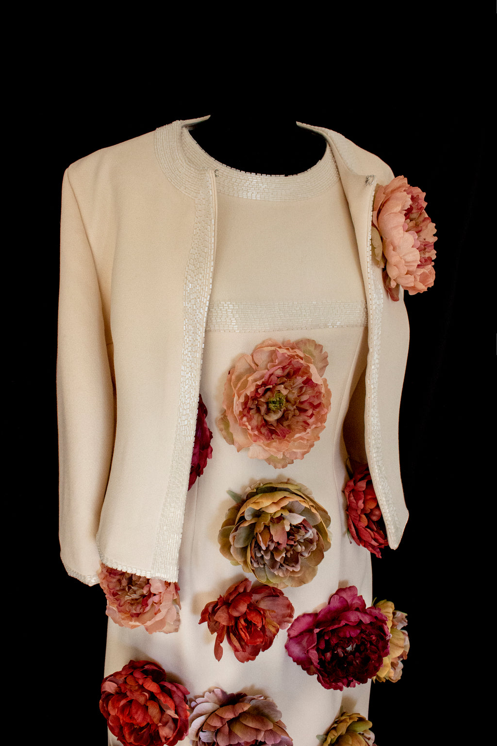 326 - SUSTAINABLE VINTAGE BRIDAL SET: WOOL CREPE DRESS & JACKET WITH COLORFUL PEONIES