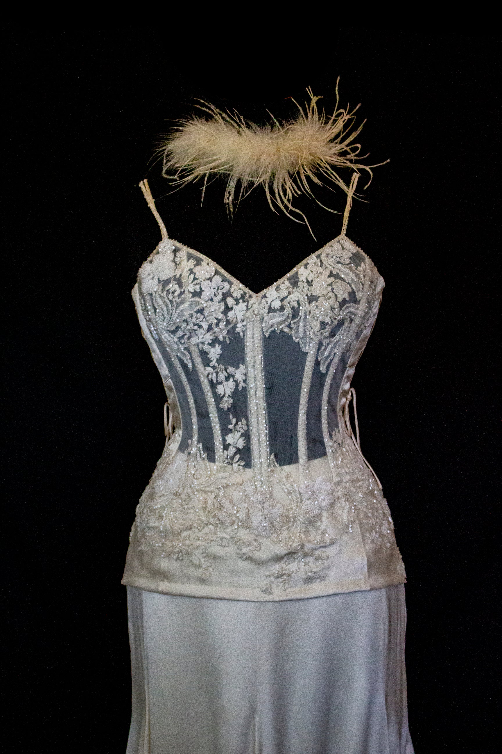 362 - VINTAGE 90s SILK BRIDAL TWO PIECE SET: EMBROIDERED BUSTIER AND FLUID CREAM SKIRT