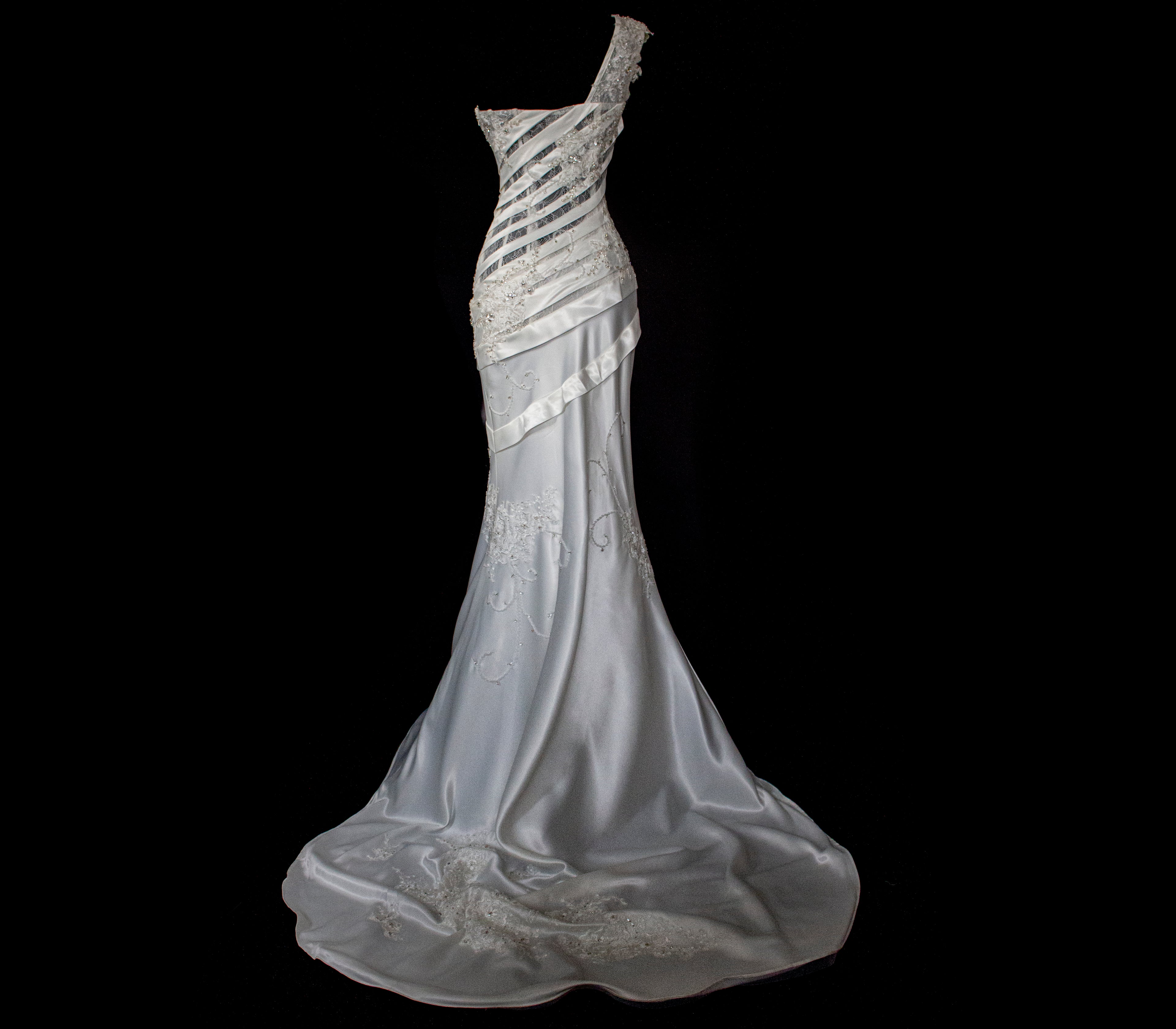 328 - SENSUAL Y2K VINTAGE BRIDAL MERMAID: SHEER ONE-SHOULDER STRETCH SATIN WITH EMBROIDERY - Vague atelier