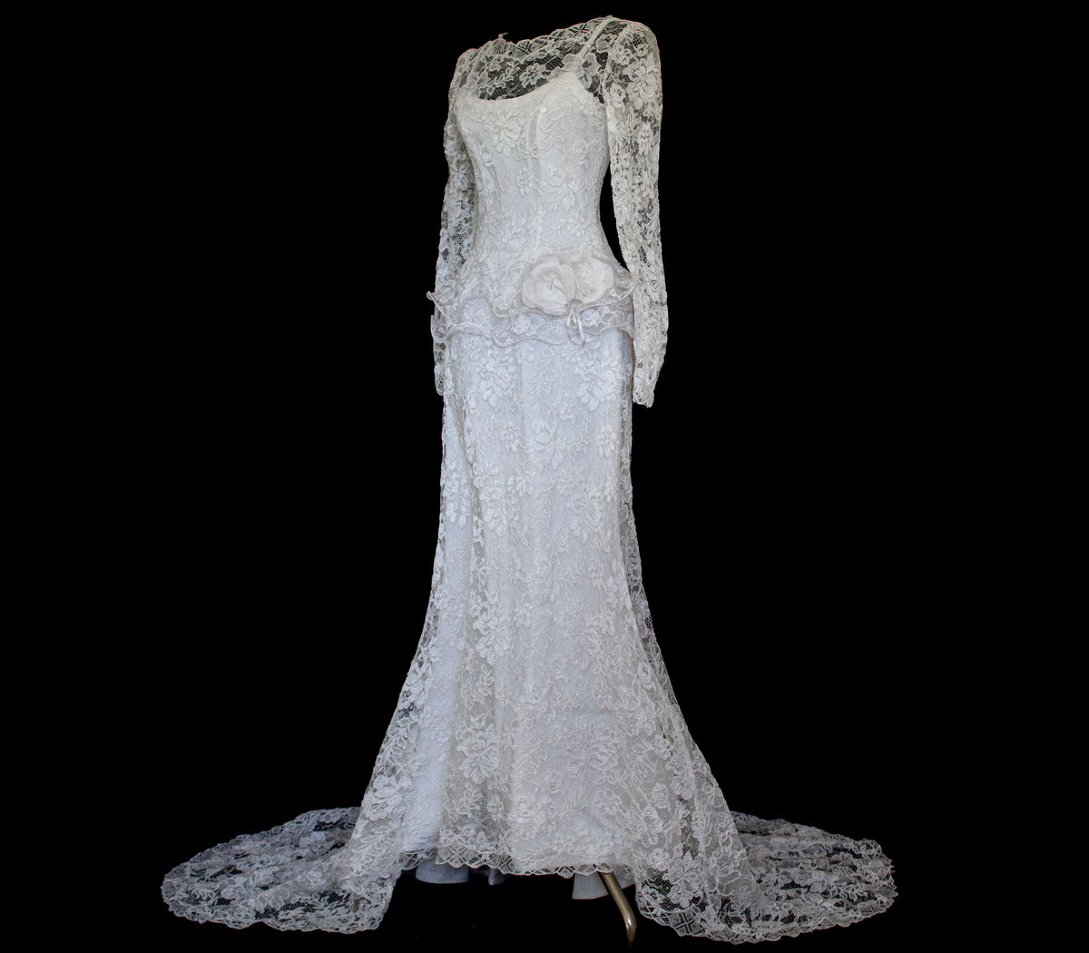 1980s Vintage Macramé Lace Sheath Wedding Dress | Full Train Gown - 377