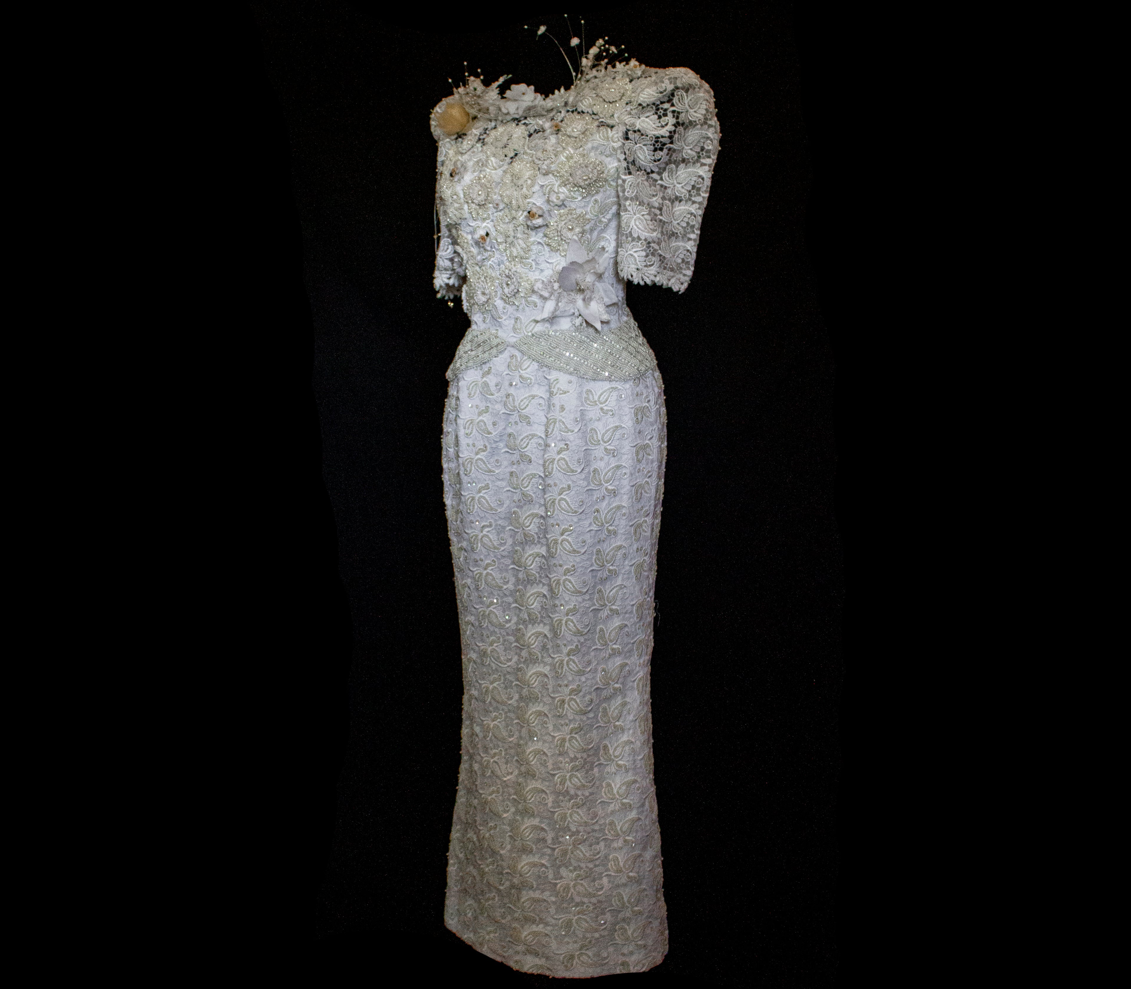 359 - VINTAGE 80s BEADED LACE SHEATH DRESS: WHITE & GOLD WEDDING GOWN WITH 3D FLORAL DETAILS