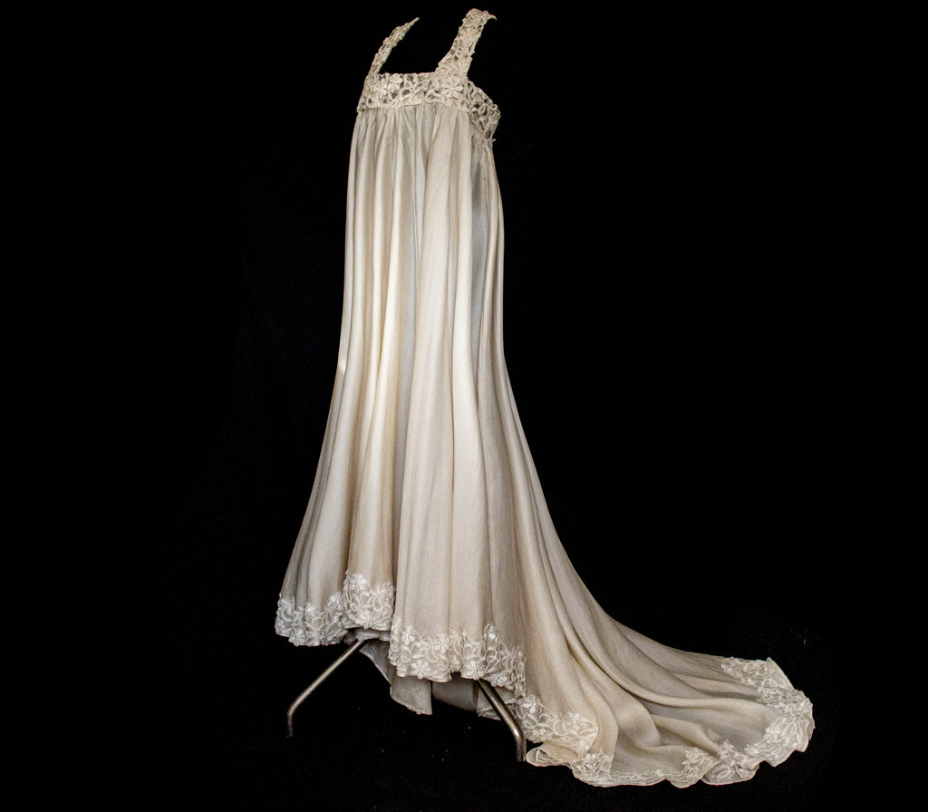 325 - ETHEREAL BOHO VINTAGE SILK ORGANZA GOWN: FLOWY 90S MINIMALIST A-LINE WITH LACE BACK - Vague atelier