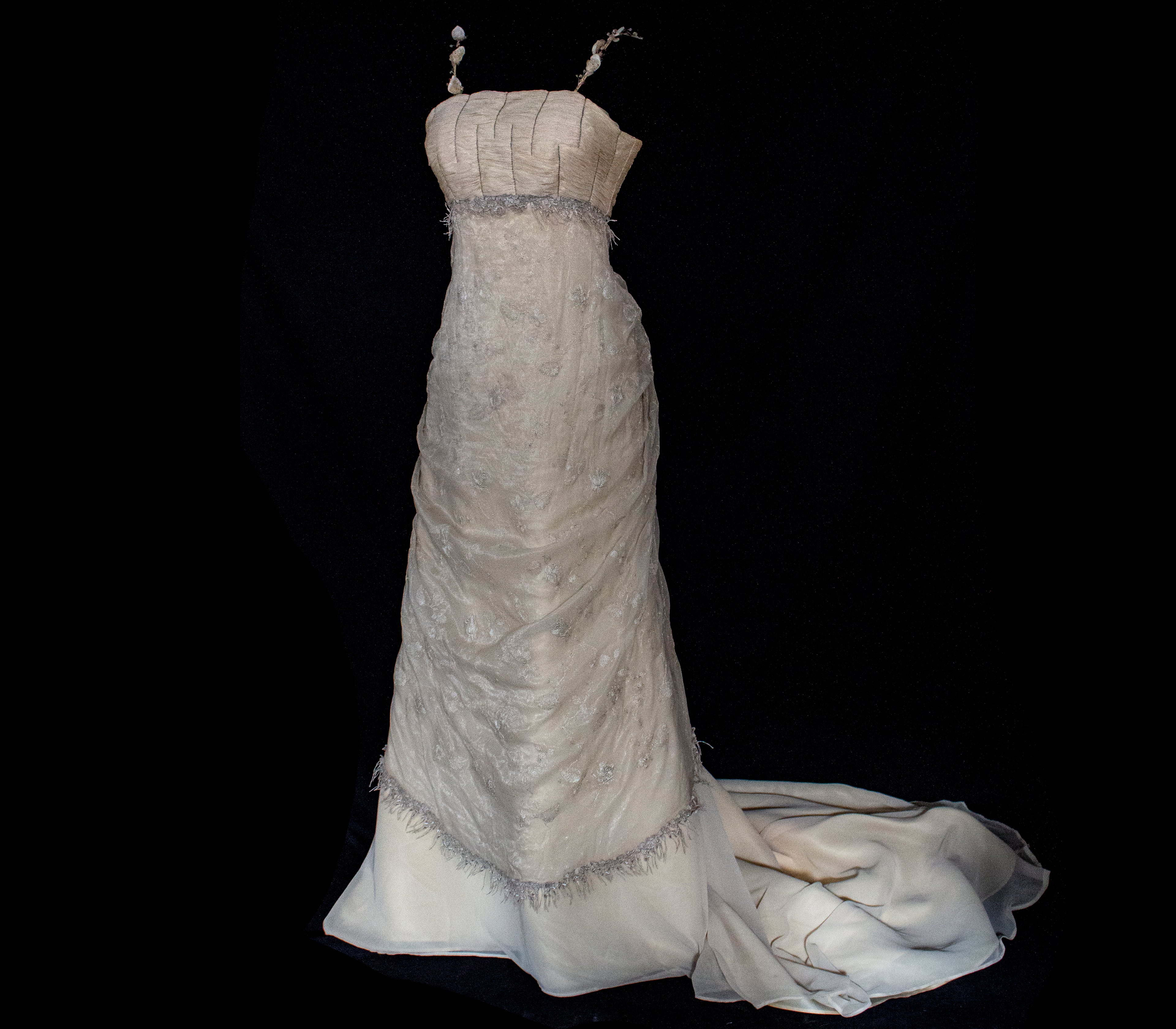336 - DARK BEIGE SILK EMPIRE WEDDING DRESS: VINTAGE 90s GOWN WITH ROARING 20s DETAILS & SILVER EMBROIDERY - Vague atelier